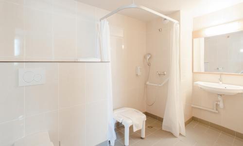 B&B HOTEL Paris Porte des Lilas - photo 3