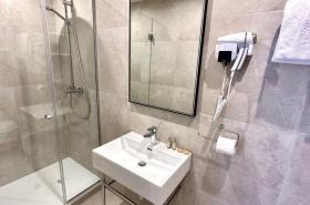 Hotel Zora - photo 23