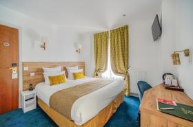 Queens Boutique Hotel - photo 15