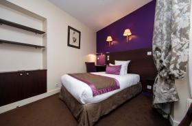 Queens Boutique Hotel - photo 11