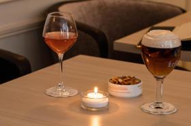 Queens Boutique Hotel - photo 6