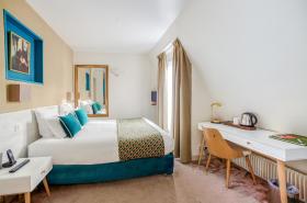Queens Boutique Hotel - photo 21