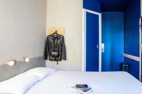 ibis budget Paris Porte De Montmartre - photo 10