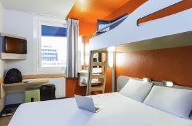 ibis budget Paris Porte De Montmartre - photo 9