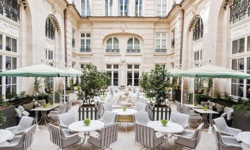 Hôtel de Crillon - photo 1