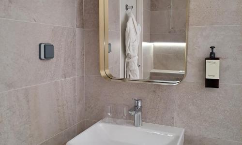 Best Western Plus Opéra Batignolles - photo 3