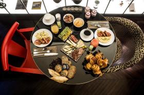 Hôtel du Rond-point des Champs-Élysées - photo 25