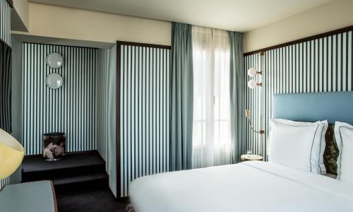 Hôtel du Rond-point des Champs-Élysées - photo 2