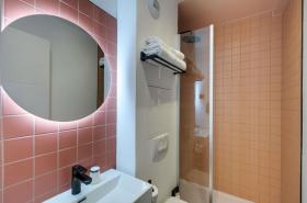 ibis Styles Paris Cadet Lafayette - photo 18