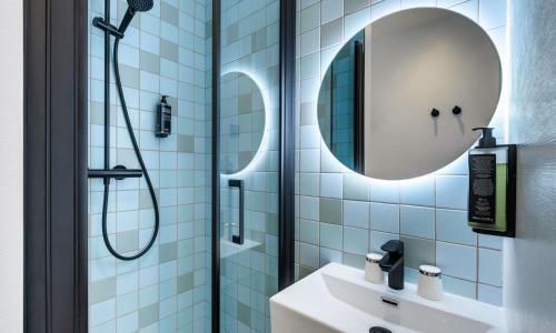 ibis Styles Paris Cadet Lafayette - photo 2