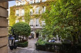 Le Pavillon de la Reine & Spa - photo 5