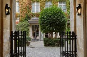 Le Pavillon de la Reine & Spa - photo 26