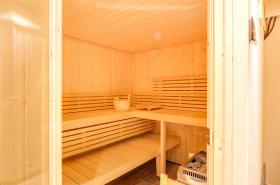 Mom'Art Hotel - photo 23