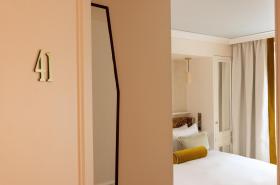 Almarine Eiffel Hotel - photo 11