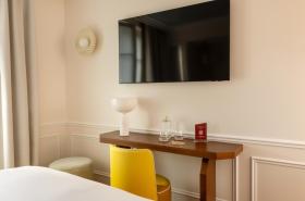 Almarine Eiffel Hotel - photo 8