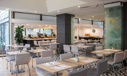 Mercure Paris Centre Tour Eiffel - photo 1