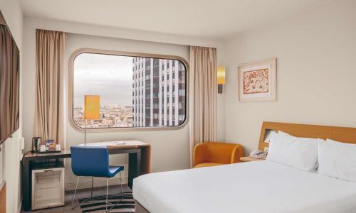 Novotel Paris Centre Tour Eiffel - photo 2