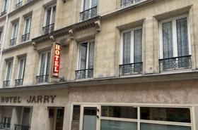 Hôtel Jarry Confort - photo 13