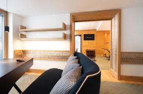 Esteem Tour Eiffel - photo 8