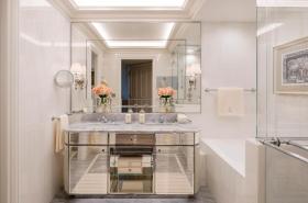 Four Seasons Hotel George V - photo 13