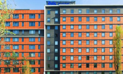 ibis Budget Paris porte de la Chapelle - Aréna - photo 1